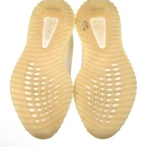 Yeezy Men’s 10 White Sneakers